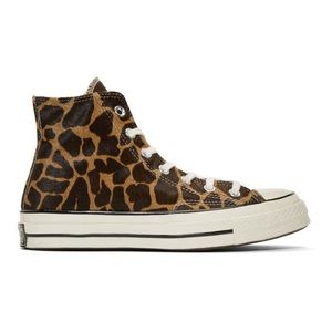 Giraffe Converse